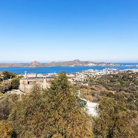 Apartament House With Sea And Mountain View In *